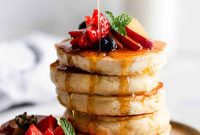 Golden Fluffy Stacks