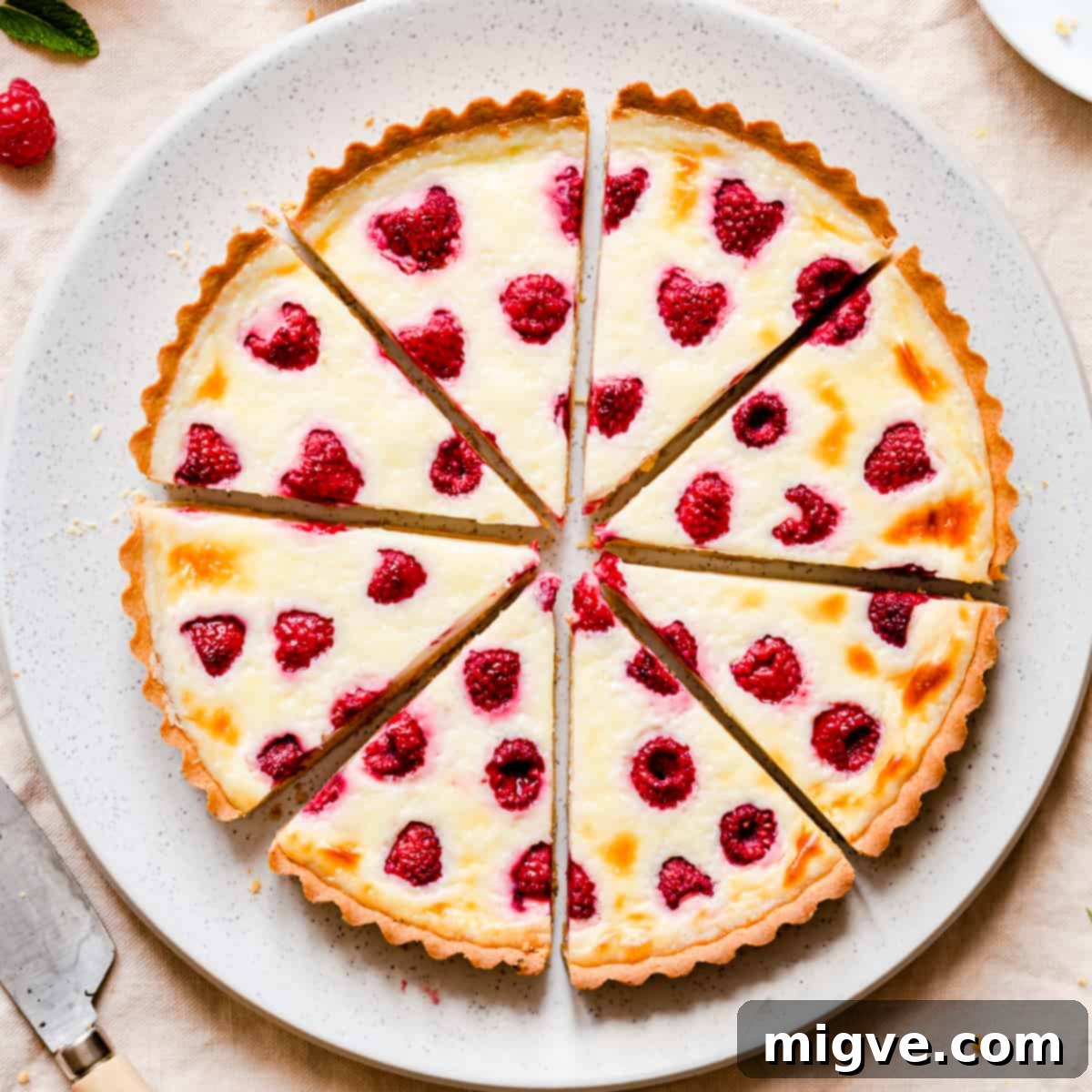 Velvet Raspberry Mascarpone Tart 1 featured 13495