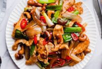 Crunchy Cashew Thai Chicken