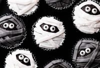 Bandaged Boo Cupcakes