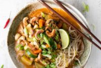 Northern Thai Khao Soi Coconut Curry Noodles