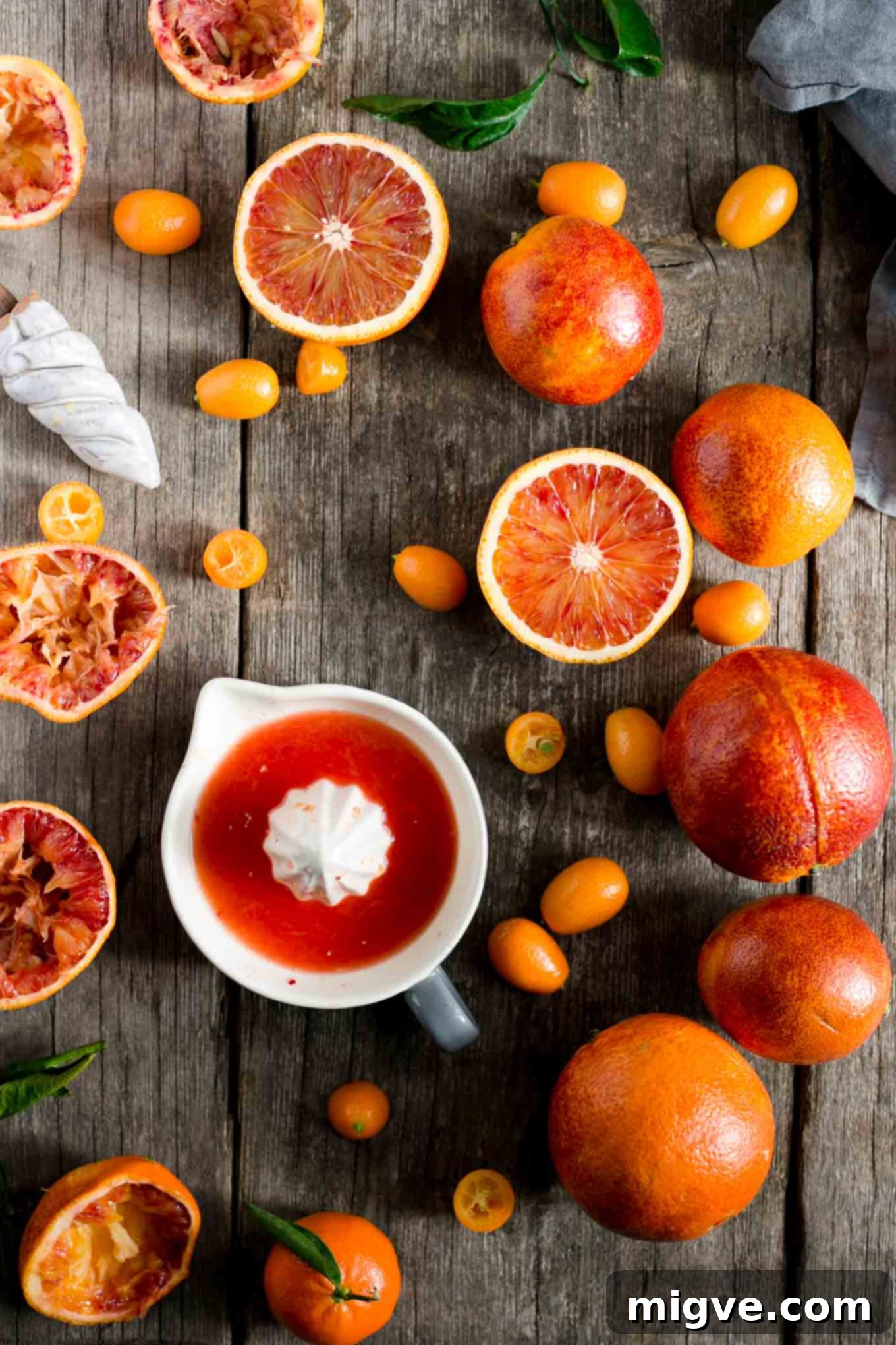 Vibrant Vegan Blood Orange Curd 2 Vegan blood orange curd recipe #vegan #bloodorange #curd | via @annabanana.co