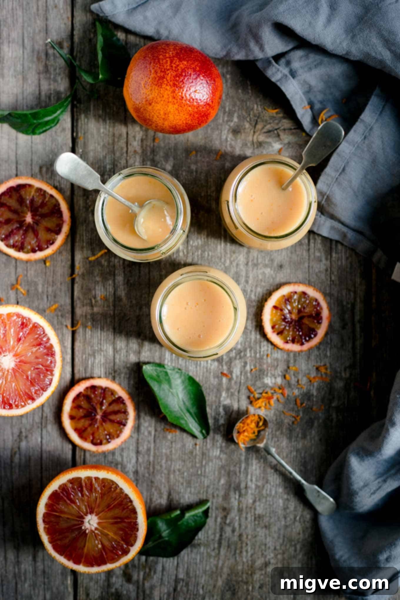 Vibrant Vegan Blood Orange Curd 4 Super quick and easy vegan blood orange curd recipe #vegan #curd #dairyfree | via @annabanana.co