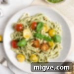 Pesto Pasta with Cherry Tomatoes #veganrecipe #dairyfree #healthyrecipe | via @annabanana.co