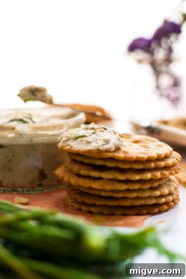 Delicious cashew cream cheese, stuffed with herbs, full of great flavors! Super easy to prepare, non dairy and vegan. | annabanana.co