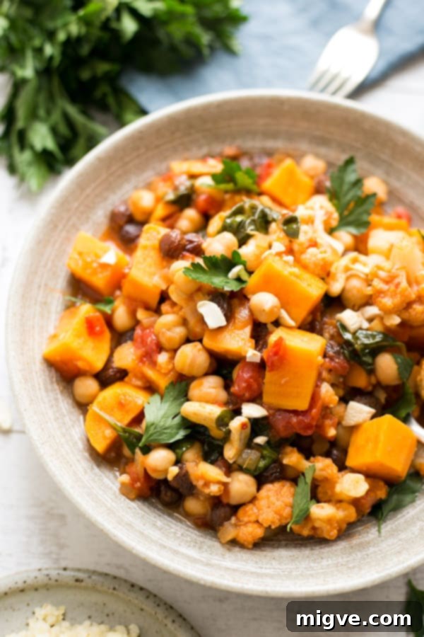Sweet potato chickpea curry served with protein rich bulgur wheat | via @annabanana.co