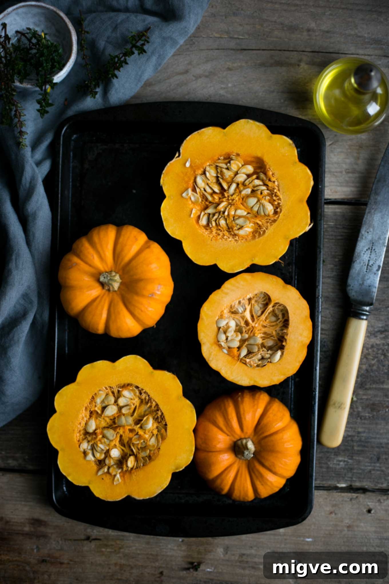 Roasted pumpkin and walnut salad with figs, a healthy and vibrant vegan dish perfect for autumn and pre-holiday meals.